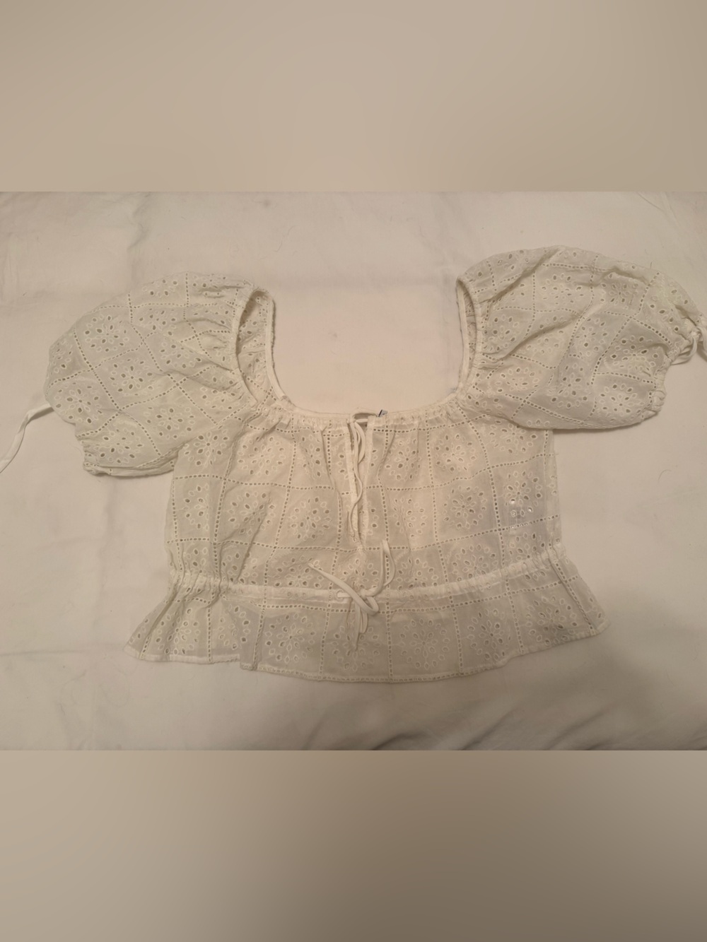 Ganni Cream Eyelet Tie-Front Crop Top - Picture 3 of 5